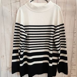 NWT heavyweight sweater